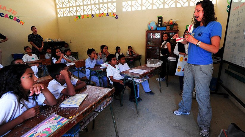 India: Maestras obligan a 88 alumnas a desvestirse como castigo