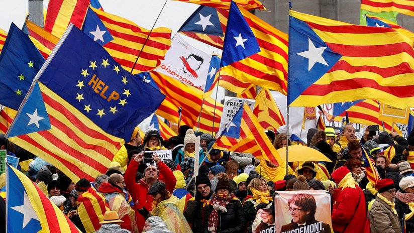 FOTOS: 45.000 catalanes marchan en Bruselas en el único acto de campaña conjunto del independentismo