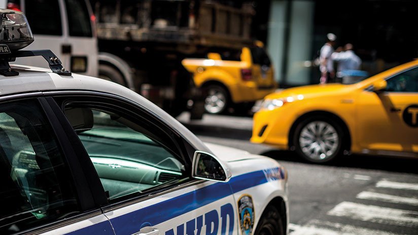 Pensó que era un taxi y se subió a un patrullero con mil cigarrillos de marihuana 