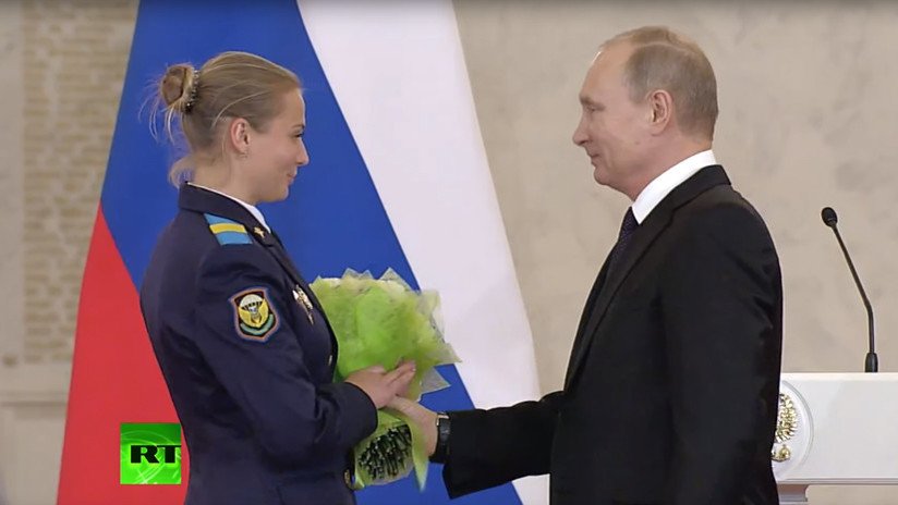 Putin: Los militares rusos evitaron la victoria de los terroristas en Siria y su ofensiva global