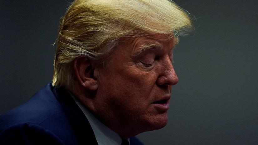 Trump, "muy decepcionado de que China permita que el petróleo entre en Corea del Norte"