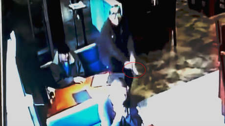 México: Oficial antidrogas fue asesinado a balazos dentro de un restaurante (FUERTE VIDEO)