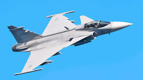 'Planes': Caza sueco Gripen maniobra con sobrecarga 9G (IMPACTANTE VIDEO)