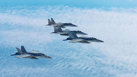 Bombarderos nucleares de EE.UU. y cazas de Japón realizan maniobras cerca de la península coreana