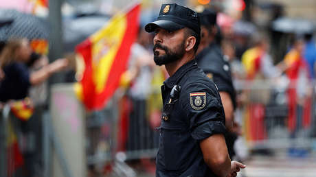 Cataluña: La Guardia Civil registra una empresa de mensajería por su implicación en el referéndum