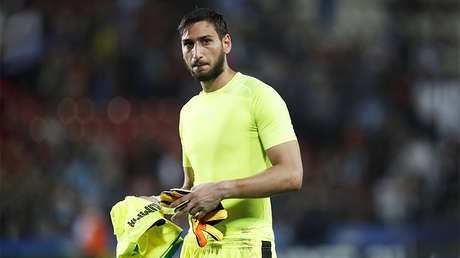 "Vete ya, ¡se nos acabó la paciencia!": Los hinchas del Milán hacen llorar a su portero
