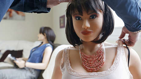 Bebés híbridos y el fin de la sociedad: Posibles aportes de los robots sexuales