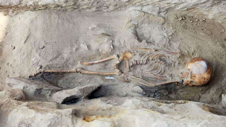 Descubren cuatro tumbas infantiles milenarias en Egipto (FOTOS)