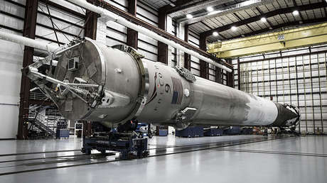 SpaceX publica el video de un motor del Falcon 9 superpesado pasando pruebas de fuego
