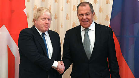 "Relaciones a un nivel muy bajo": Primera visita de un canciller británico en Moscú en cinco años