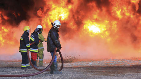 Reportan una explosión en uno de los principales oleoductos de Libia