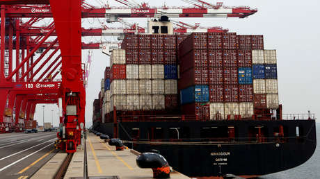 Corea del Sur retiene un buque de Hong Kong que vendía petróleo a Corea del Norte