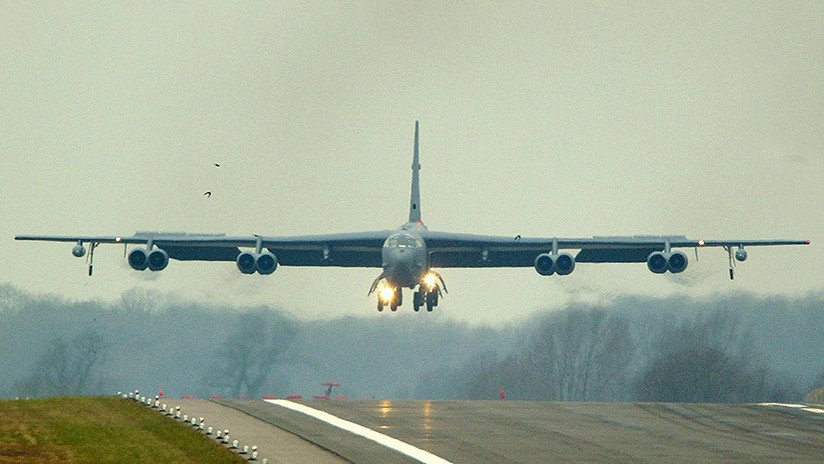 EE.UU. envía 3 bombarderos nucleares a Inglaterra