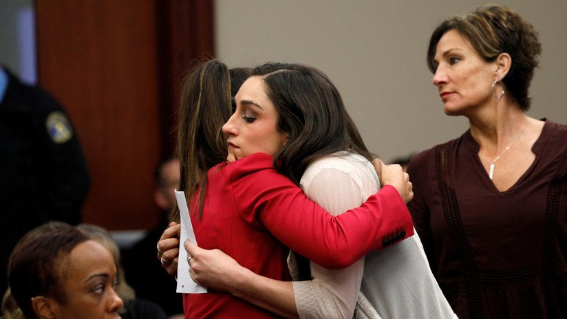 "Introdujo los dedos en mi vagina": gimnastas de EE.UU. víctimas de abuso sexual dan su testimonio