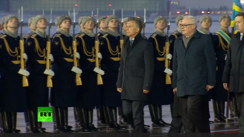 VIDEO: Mauricio Macri aterriza en Moscú para iniciar su visita oficial