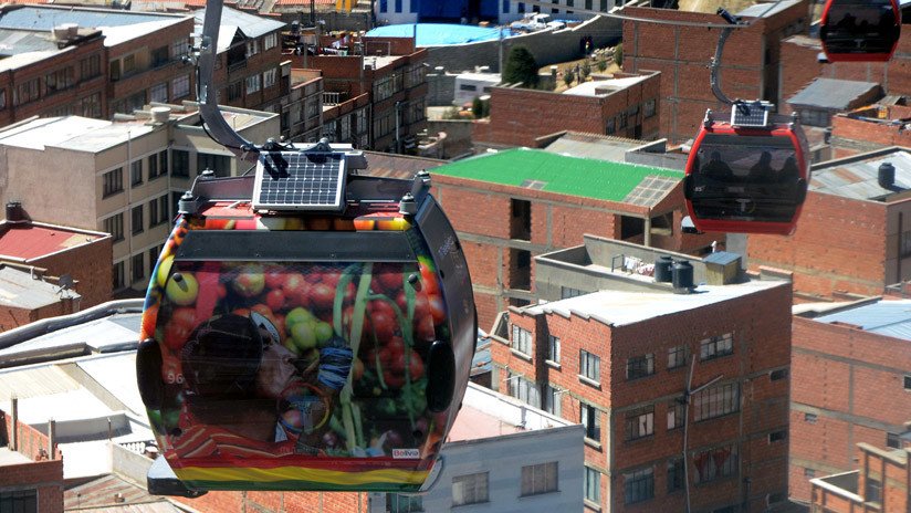 El teleférico que ha entrado en los Guinness por ser el más extenso... y está en Latinoamérica