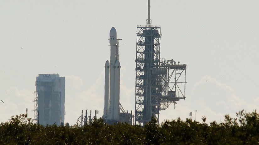 Elon Musk prepara el lanzamiento del cohete más potente desde que el hombre llegó a la Luna