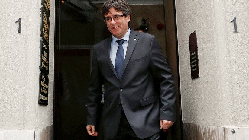 Pleno de investidura en el Parlamento catalán: se suspende hasta que tenga más "garantías"