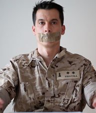 Luis Gonzalo Segura, exmilitar y escritor.