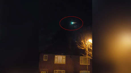 Una espectacular y luminosa bola de fuego marcó el final del 2017 en el Reino Unido (VIDEOS)