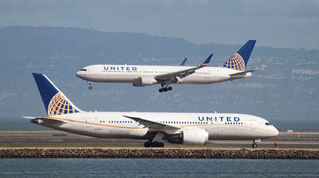 Vuelo fecal: Un avión aterriza de emergencia en EE.UU. porque un pasajero esparció sus heces