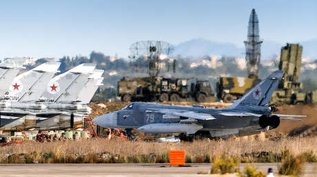 Rusia: Un avión de EE.UU. patrullaba el Mediterráneo durante el ataque del EI con drones en Siria