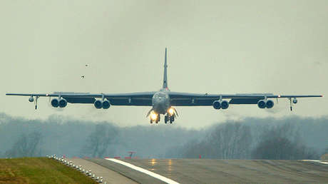 EE.UU. envía 3 bombarderos nucleares a Inglaterra