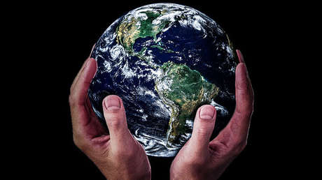 "Quieren ocultar a Dios": Así fue la primera Conferencia Internacional de la Tierra Plana