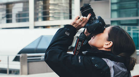 "No es una broma": Una familia encarga una sesión de fotos y el resultado se vuelve viral (FOTOS)