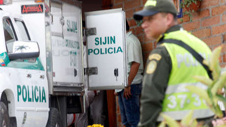 Varios muertos al colapsar un puente en construcción en Colombia (FOTOS)