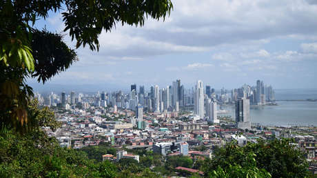 La UE se propone excluir 8 territorios de su lista negra de paraísos fiscales