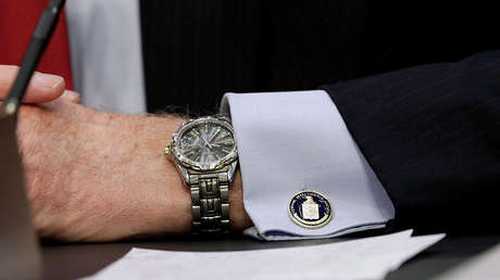 Exoficial de la CIA es arrestado y acusado de trabajar como doble agente para China