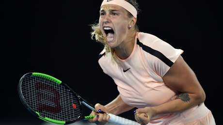 Gritos y gemidos: El público se burla de una tenista bielorrusa (VIDEO)