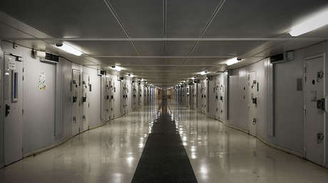 Más de un centenar de reclusos se niegan a regresar a sus celdas en una cárcel de Francia