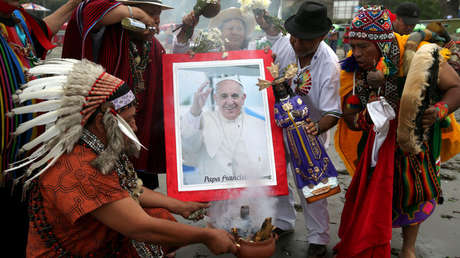 Chamanes peruanos pronostican buenos augurios para la visita del papa (VIDEO, FOTOS)