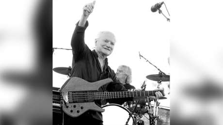 Muere tras caer por las escaleras el bajista de The Zombies y The Kinks Jim Rodford
