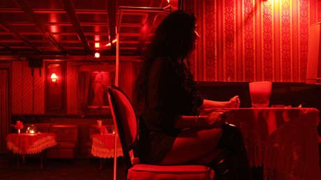 Una mujer de 60 años vuelve a la prostitución tras 15 años en la política y fracasar en los negocios