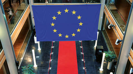 La UE retira a ocho jurisdicciones y países, incluido Panamá, de la lista negra de paraísos fiscales