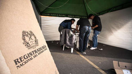 Por qué la paranoia de la 'injerencia rusa' aterrizó en Colombia