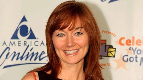 Muere de cáncer la cantante y actriz Lari White