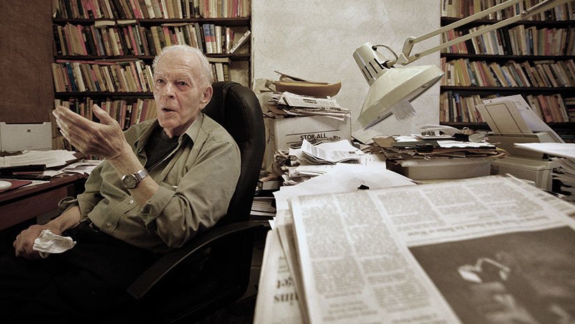 Fallece Gene Sharp, ideólogo de las 'revoluciones de colores'