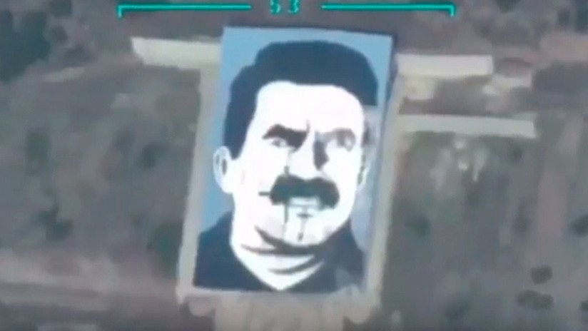  VIDEO: Turquía bombardea retrato gigante del líder kurdo Ocalan cerca de Afrín