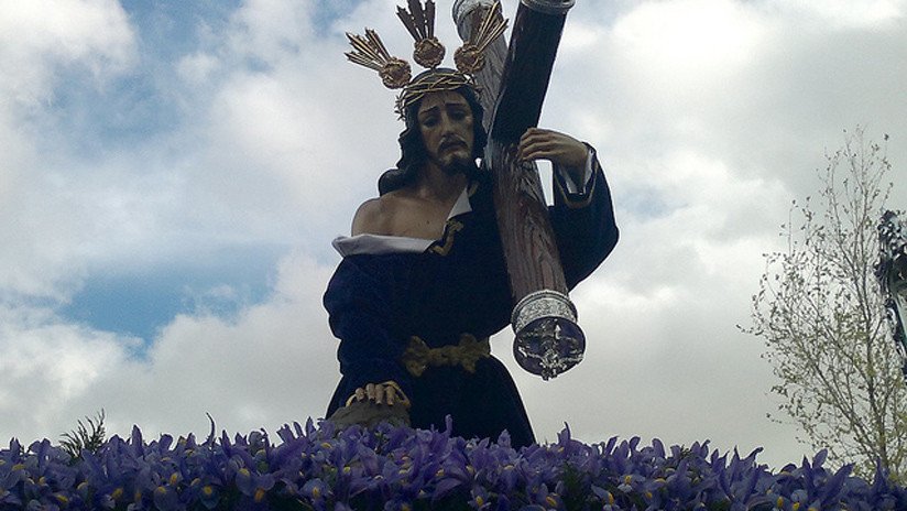 Lo condenan a pagar más de 500 dólares por subir a Instagram un fotomontaje de Cristo con su cara