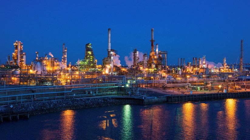 En un embargo petrolero de Washington contra Venezuela, ¿quién perdería más?