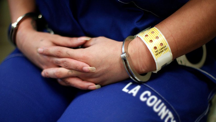 Israel arresta a la exdirectora de una escuela judía australiana acusada de 74 actos de pedofilia