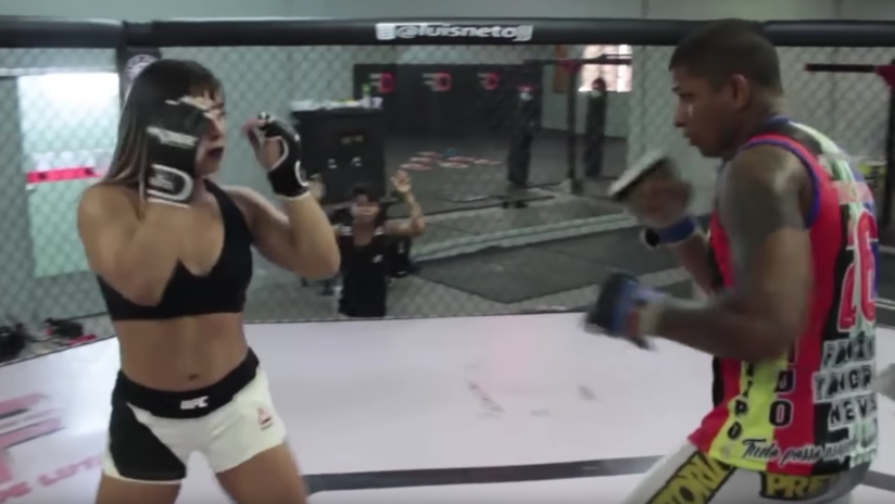 Combate histórico: Mujer transgénero se enfrentará a un hombre en una pelea de MMA (FOTOS)