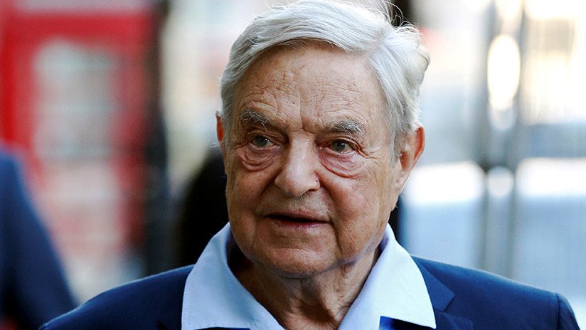 "Son como los casinos": Soros acusa a Facebook y Google de manipular y engañar