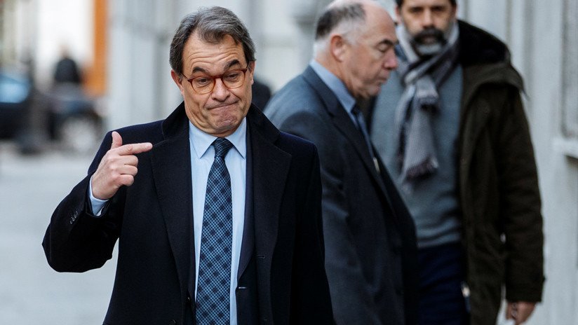 España: Libertad sin fianza para el exdirigente independentista Artur Mas 