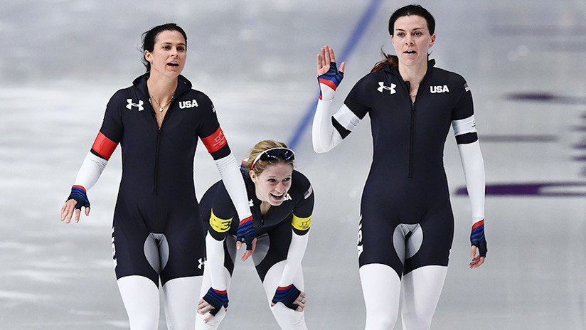 ¿Énfasis en los genitales? El traje de las patinadoras de EE.UU. incendia la Red