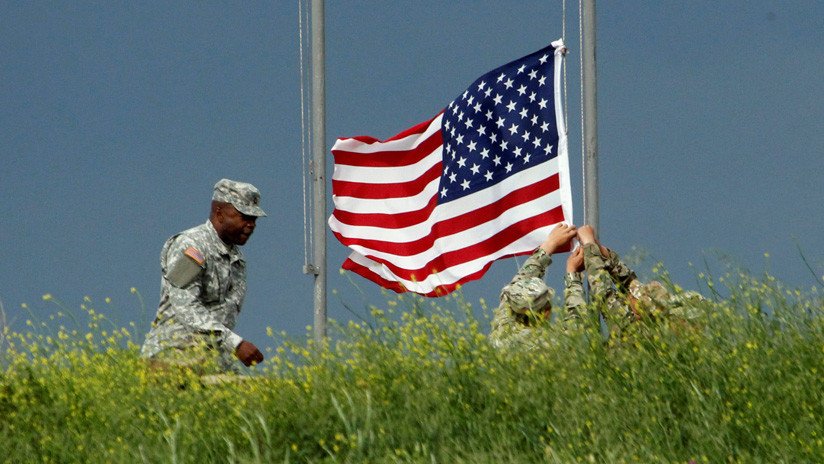 El sueño americano luchando bajo su bandera: Ser inmigrante sin ciudadanía en el Ejército de EE.UU. 